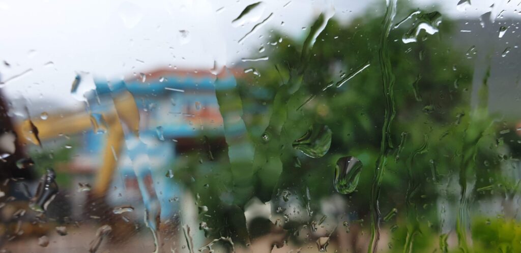 laos- laos rainy days luang prabang David Allan 1