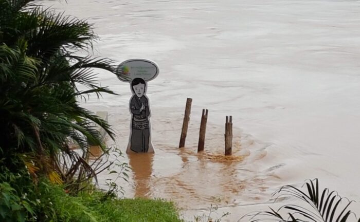 laos- laos rainy days luang prabang David Allan 2