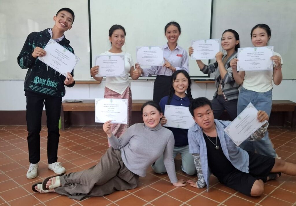 laos- leot school laos certificates